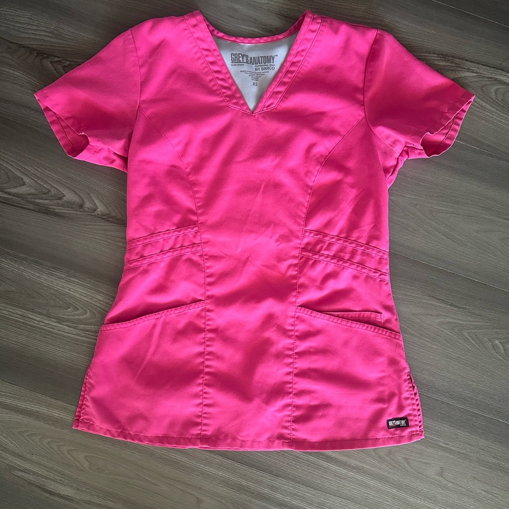 Greys anatomy Pink Scrub Top XS